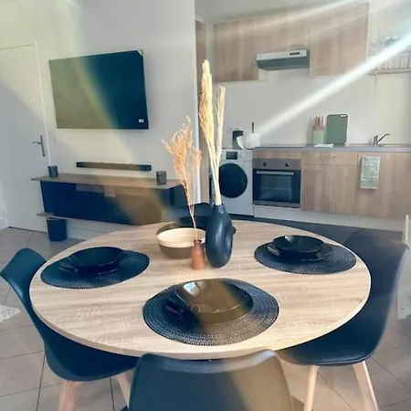 Moderne, Stade De France, Confort, Commodite, Tranquillite Aubervilliers